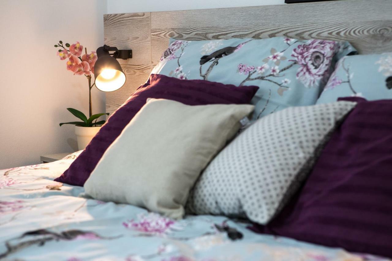Apartment Kalimero Оточац Екстер'єр фото